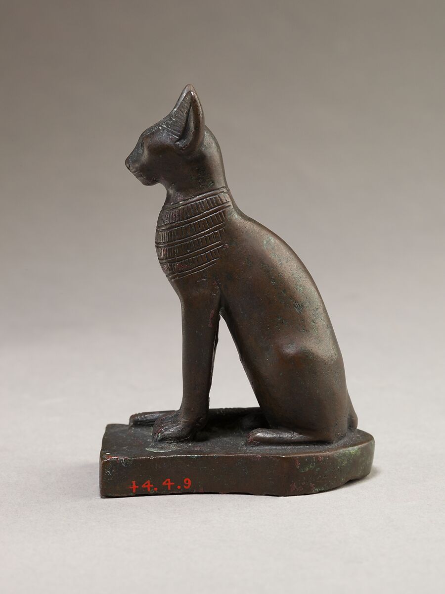 Statuette of a cat, Cupreous metal