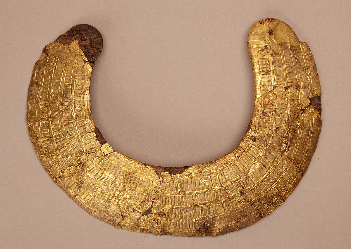 Model collar of Hapiankhtifi, Wood, gold leaf, gesso, textile 