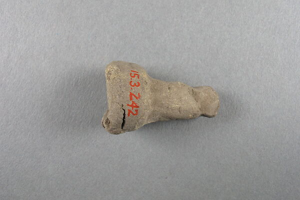 Seal impression on stamp shaped object, Mud