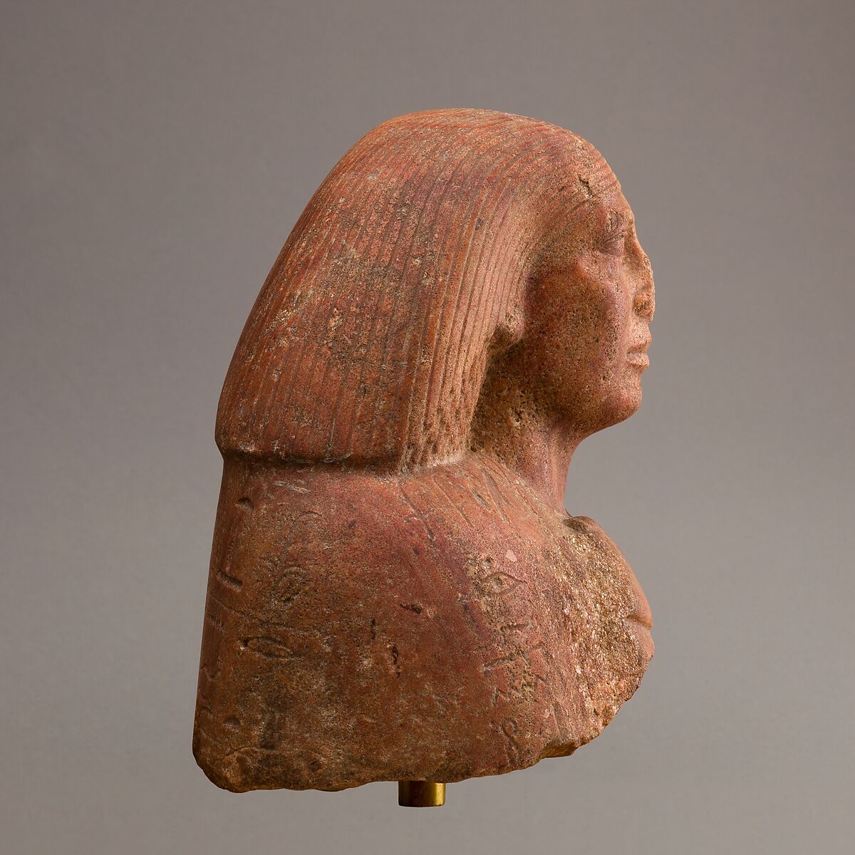 Statue of Ankhemtenenet, Red quartzite