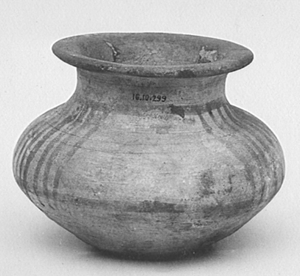 Pot, Pottery (buff), paint 