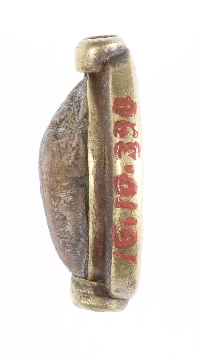 Scarab Set in a Ring Bezel, Glazed steatite, electrum