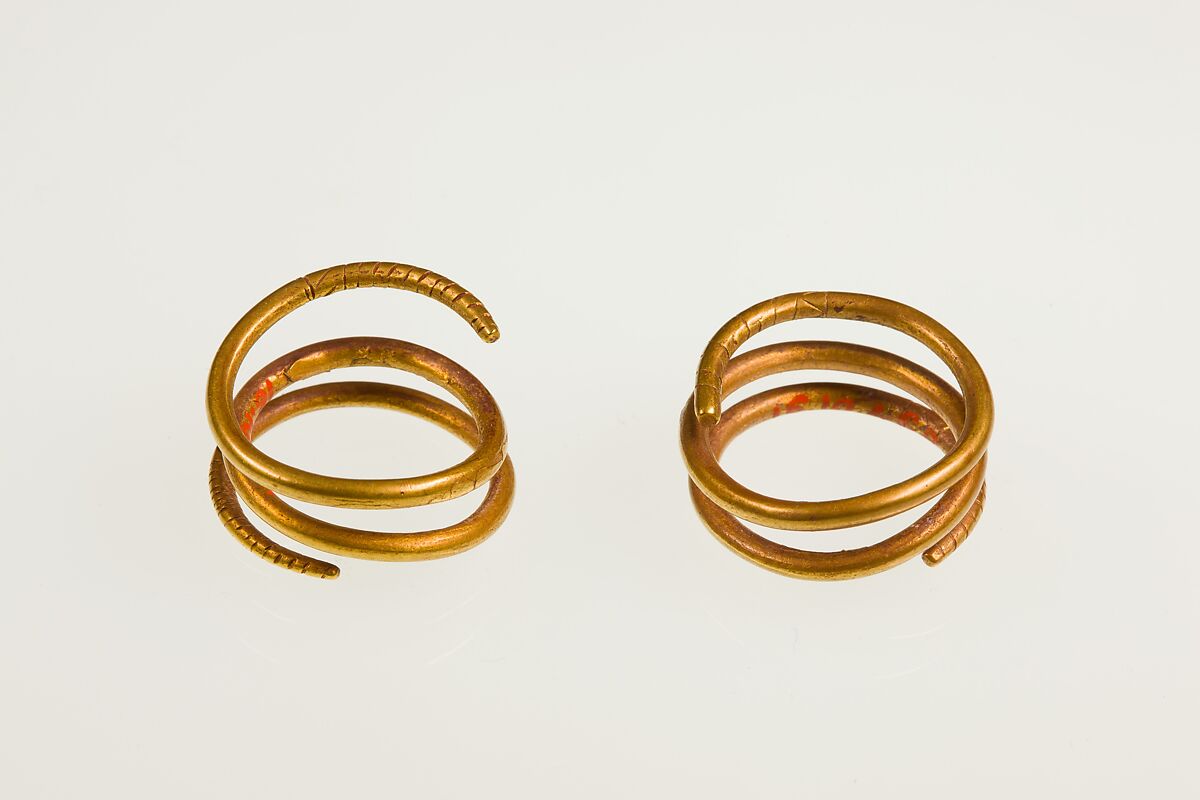 Pair of Earrings (with 16.10.468), Gold 