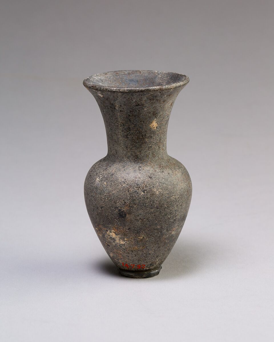 "Opening of the Mouth" vessel of Perneb, Dark stone