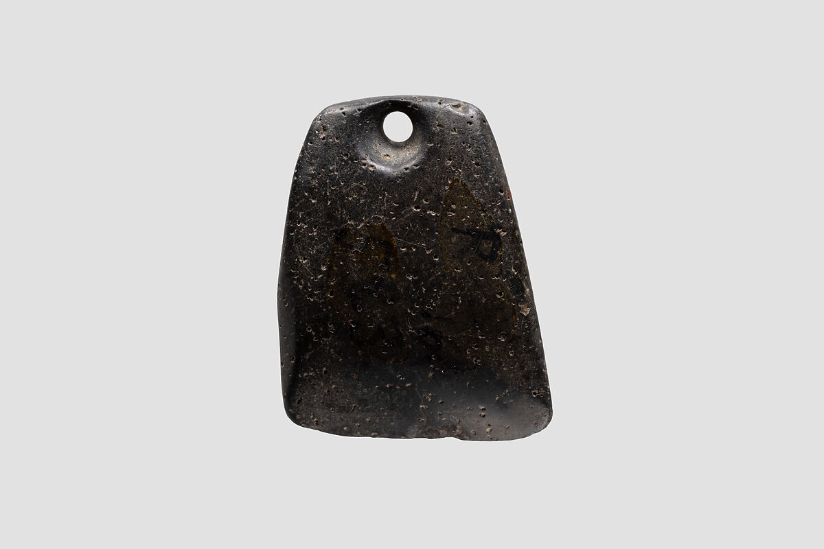 Ax-head used as an amulet?, Basalt