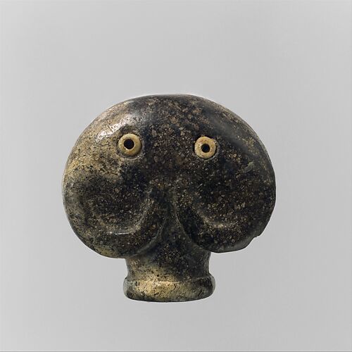 Amulet in the form of a head of an elephant