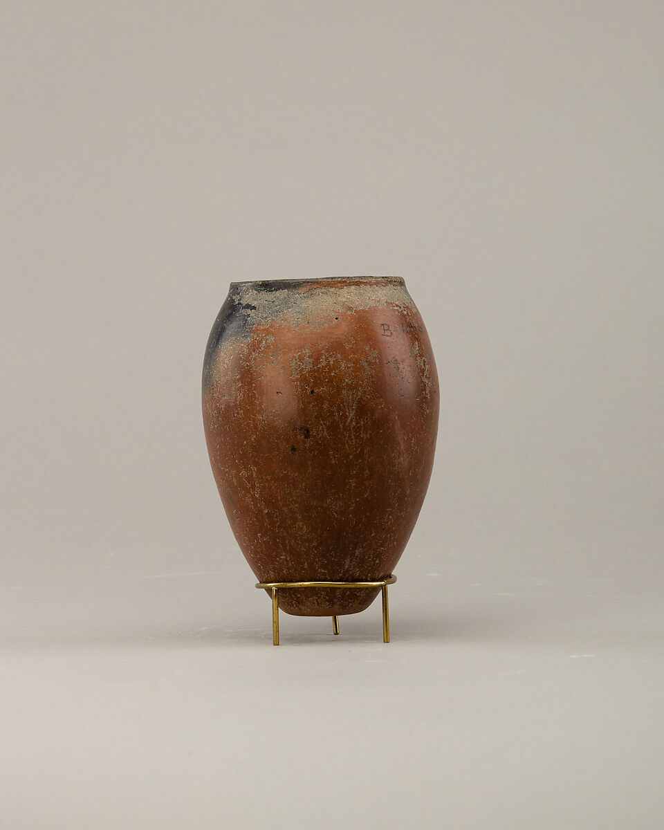 Black-topped red ware jar, Pottery