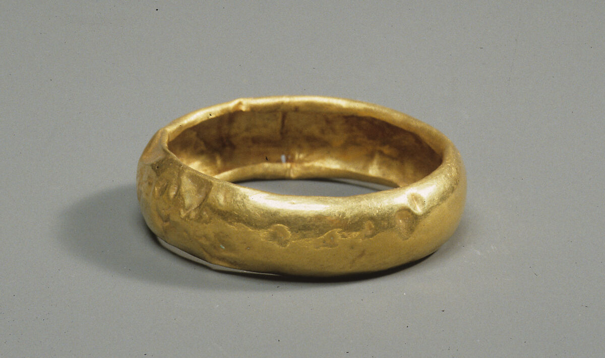 Child's bracelet, Gold