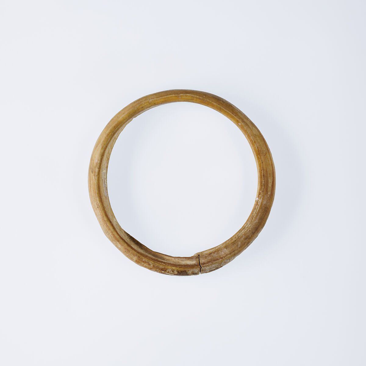 Bangle, Shell (marine) 