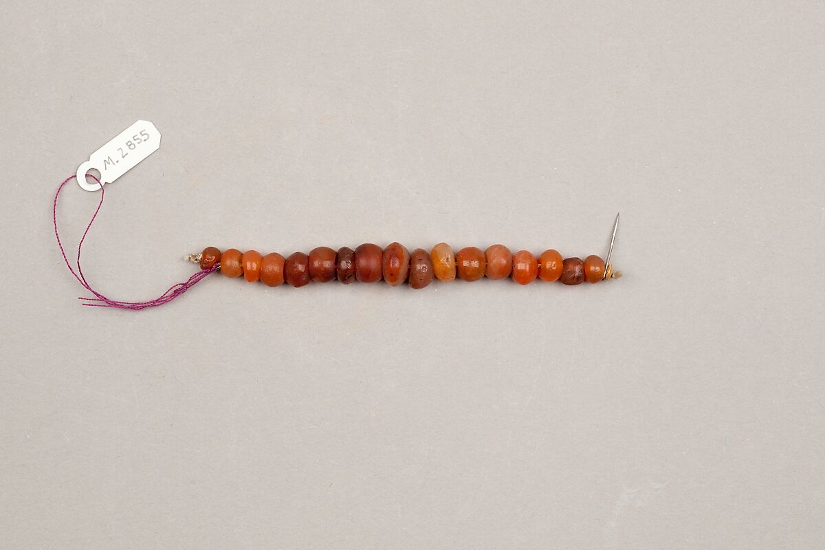 String of beads, Carnelian 