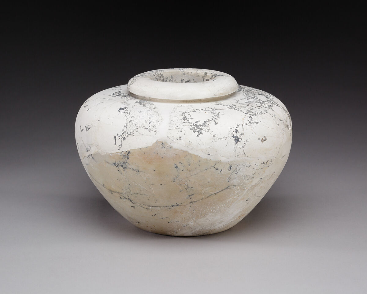 Globular jar, Magnesite