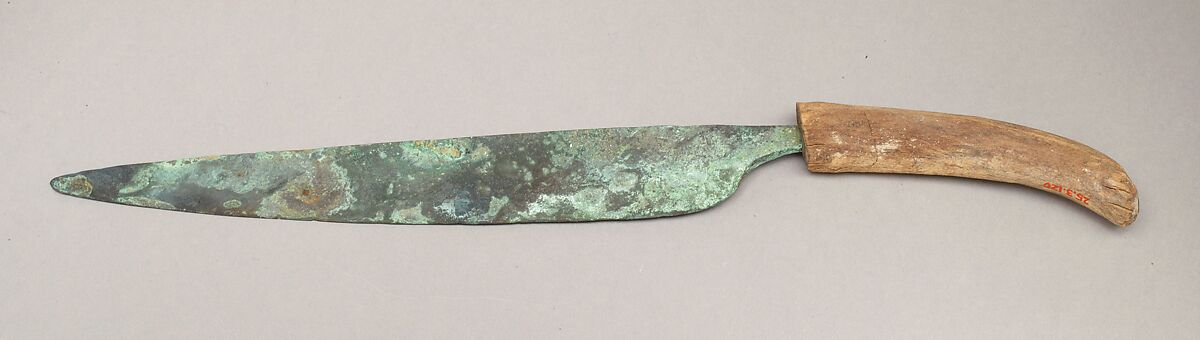Saw From a Foundation Deposit, Hatshepsut's Temple, Wood, bronze or copper alloy