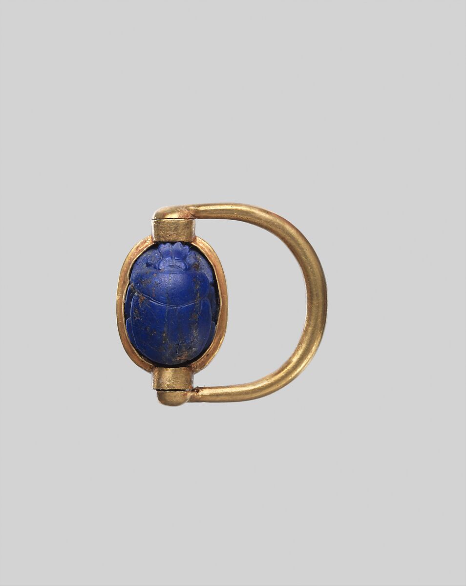 Scarab Finger Ring with the Names of Thutmose III and Hatshepsut, Gold, lapis lazuli 