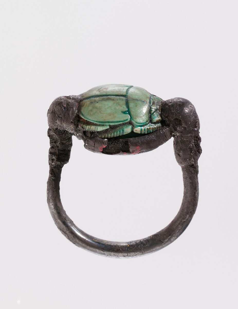 Scarab Finger Ring Inscribed "God's Wife Hatshepsut", Steatite (glazed), silver