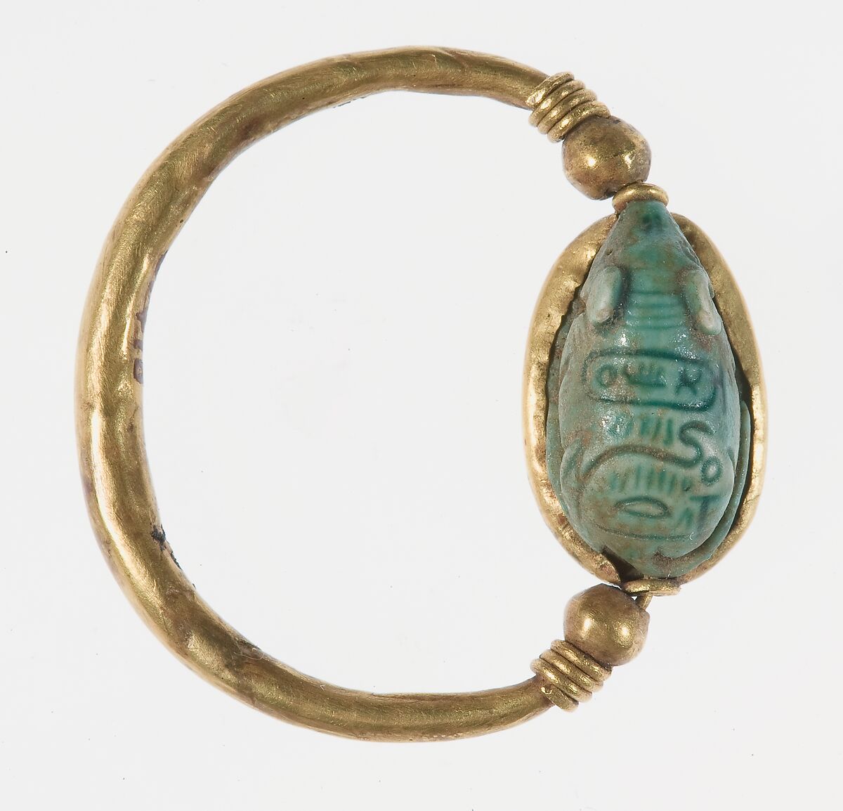 Ring set with a mouse design amulet, Gold, glazed steatite