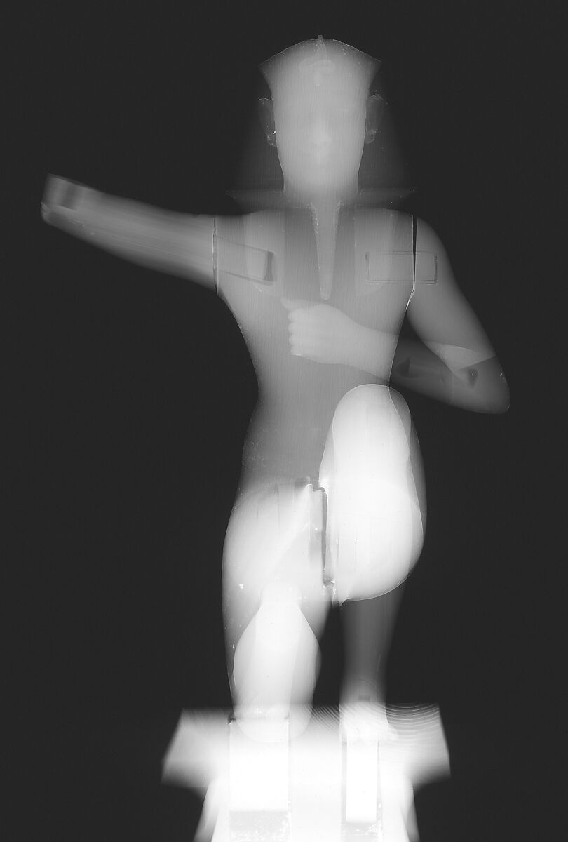 Statuette of an ancestral king, Wood, formerly clad with lead sheet