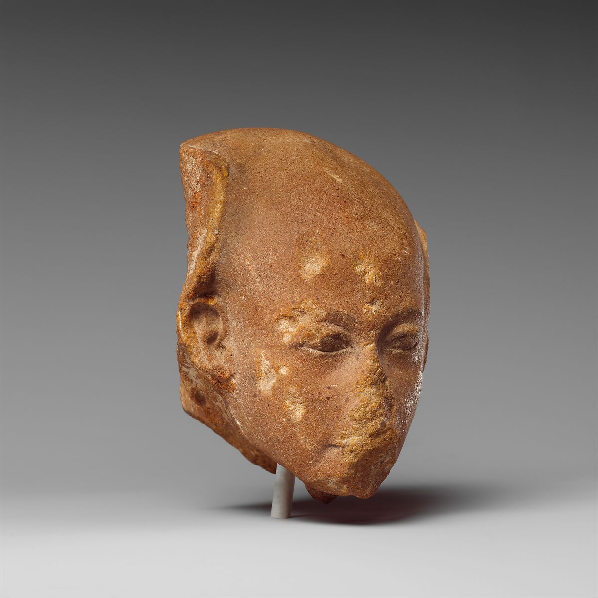 Head of a princess from a group statue, Quartzite
