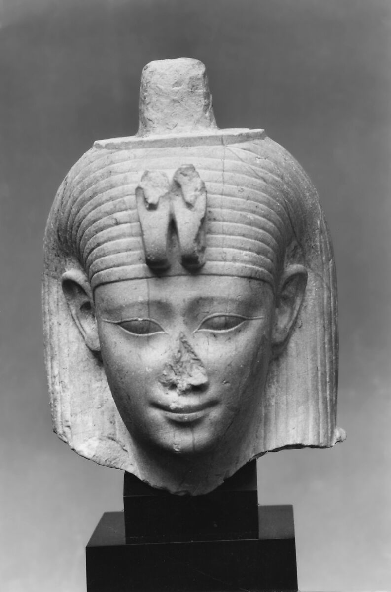 Head Attributed to Arsinoe II, Limestone (Indurated)