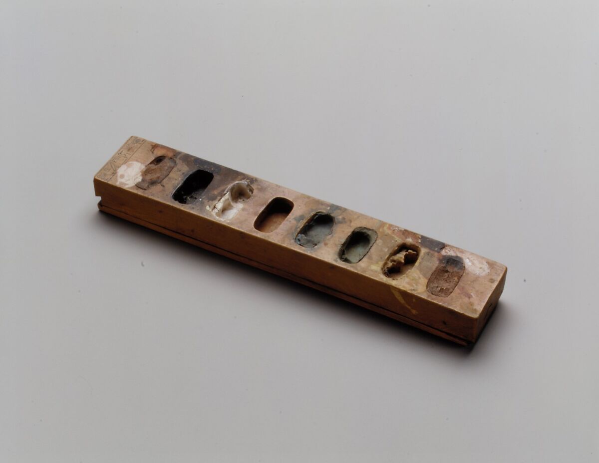 Palette for painting of Vizier Amenemopet, Wood, pigments