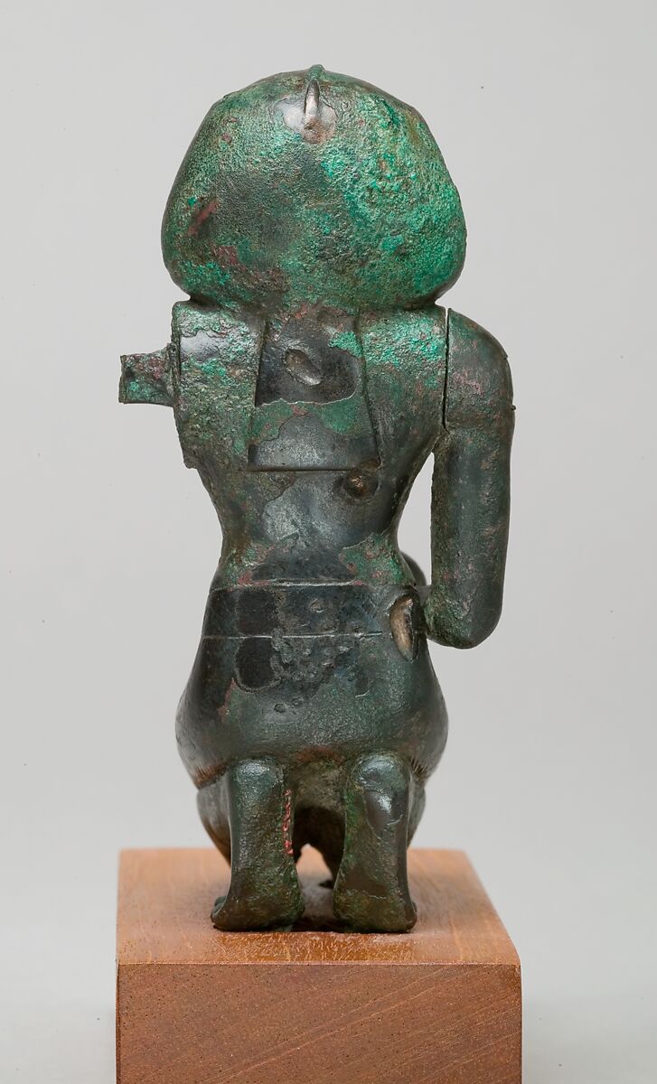 Ritual Statuette of Thutmose III, Black bronze, gold inlay