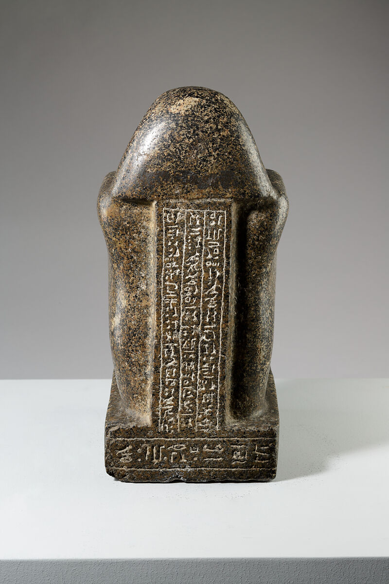 Block Statue of Neskhemenyu, son of Kapefha, Gabbro, pigment