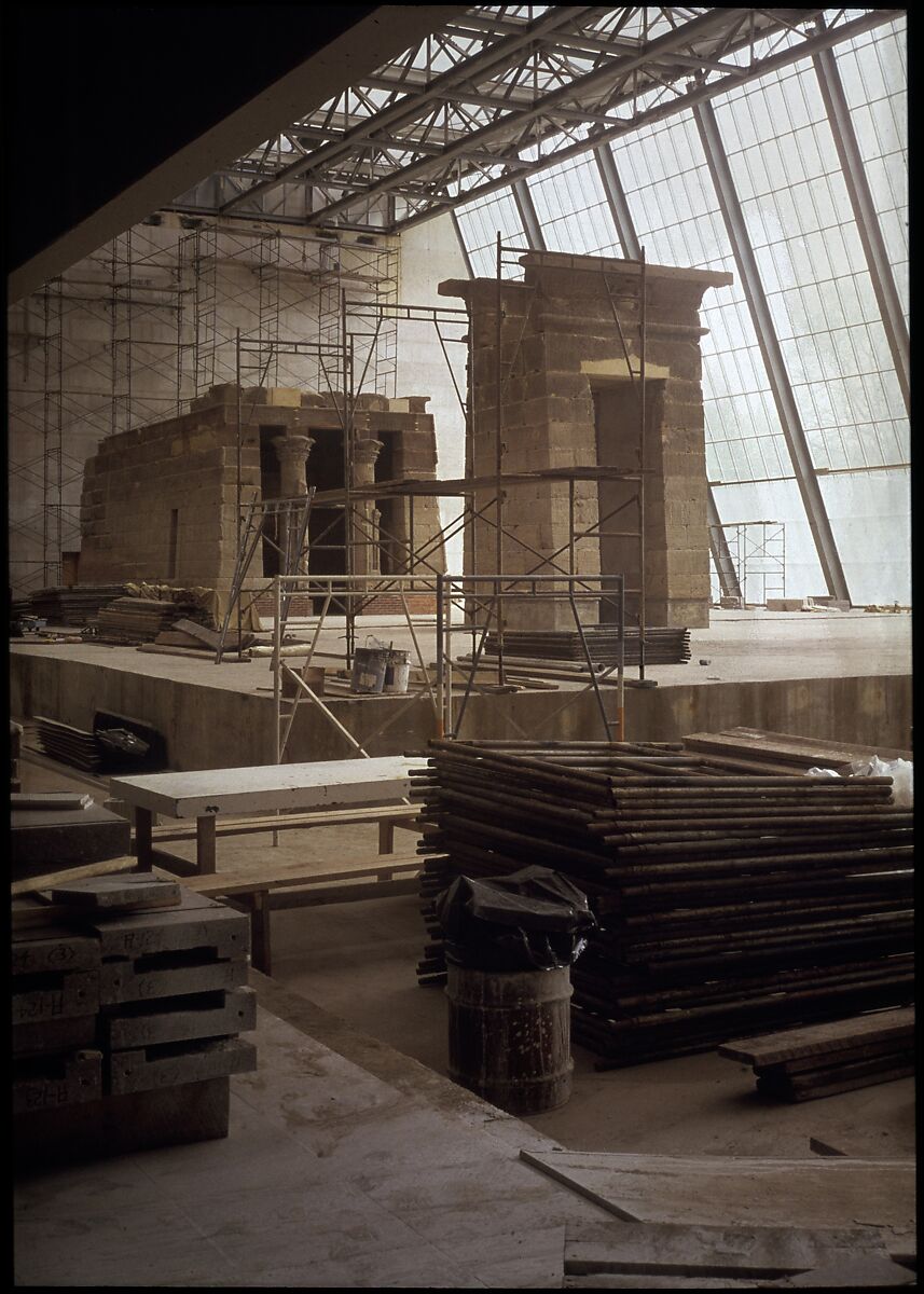 The Temple of Dendur, Aeolian sandstone
