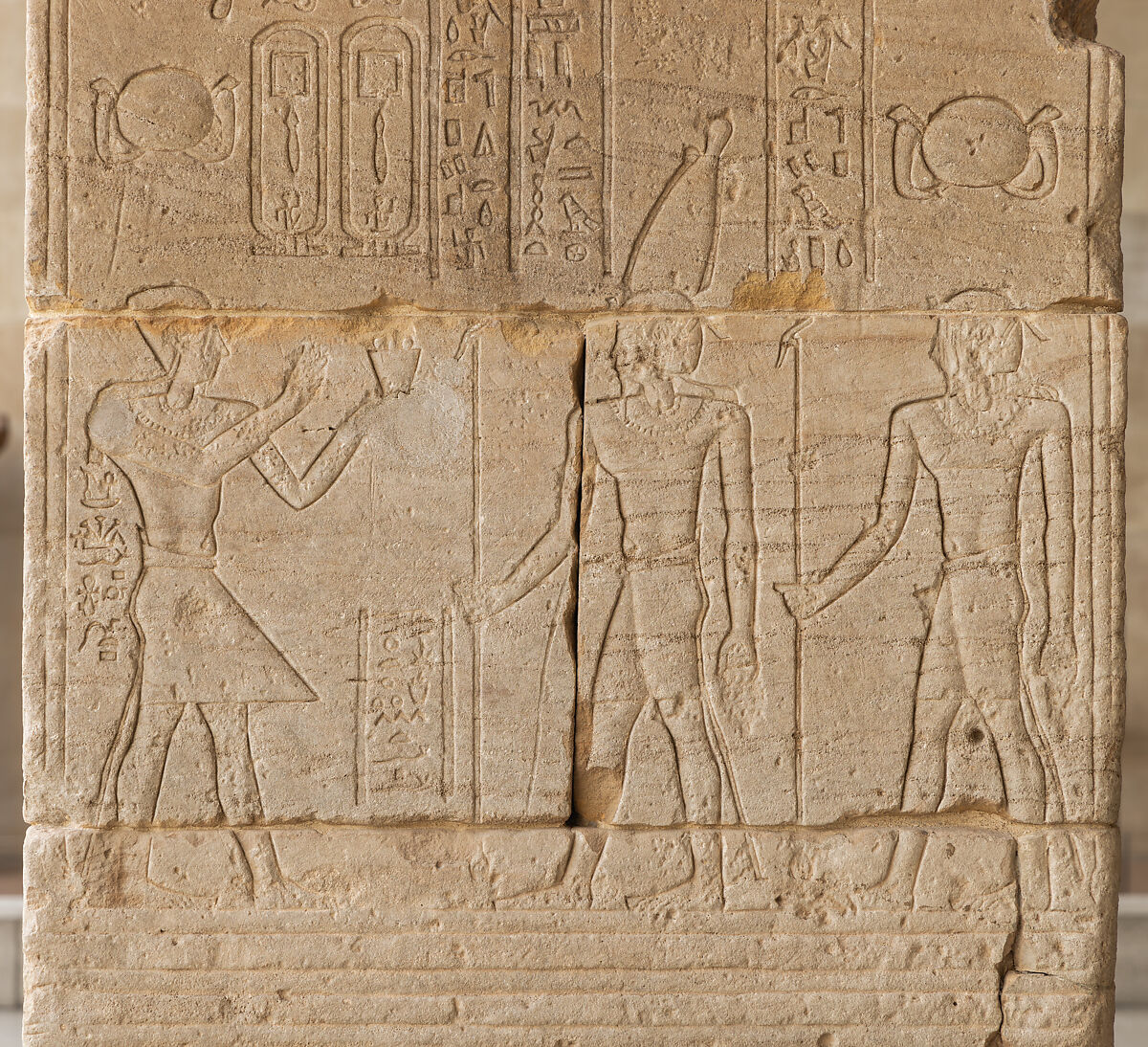 The Temple of Dendur, Aeolian sandstone