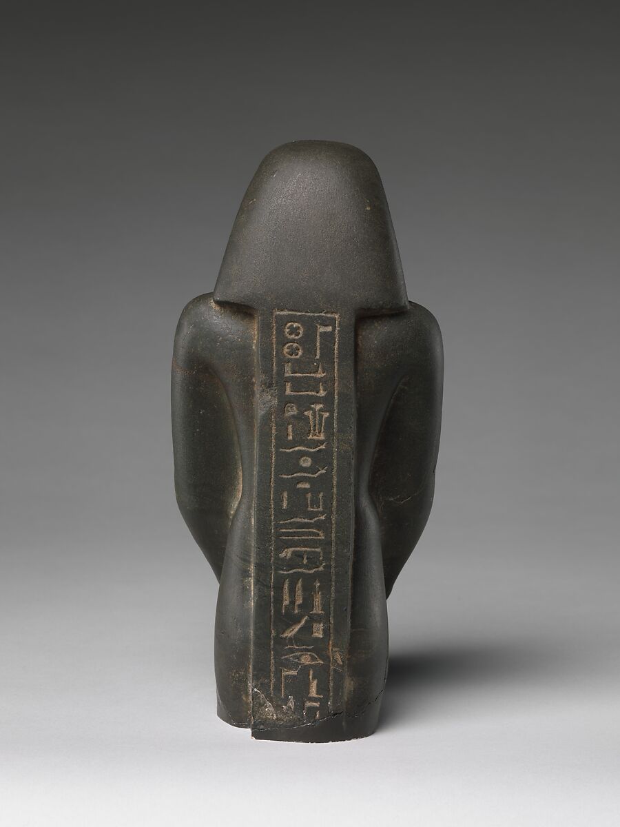 Padiamunrenebwaset, son of Irethoreru, holding a seated statue of Osiris, Green schist