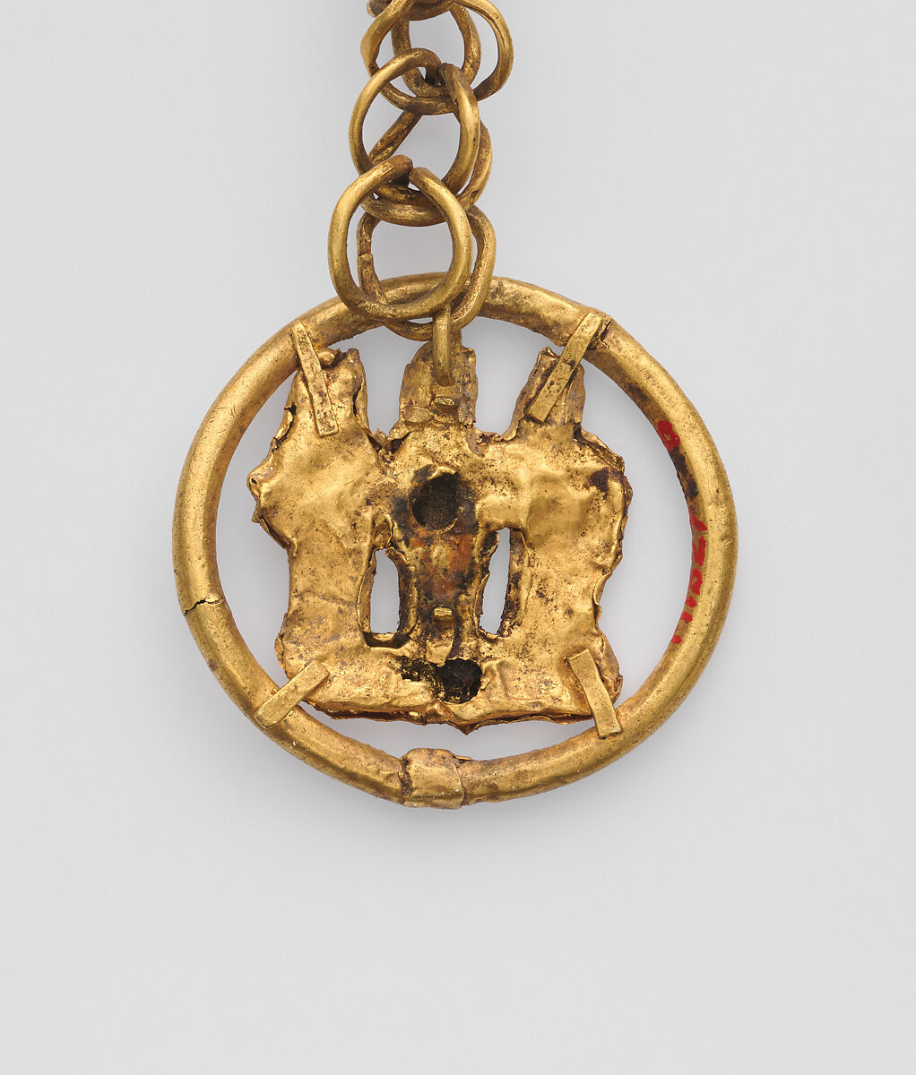 Chain with two pendants, gold, onyx, green stone or glass
