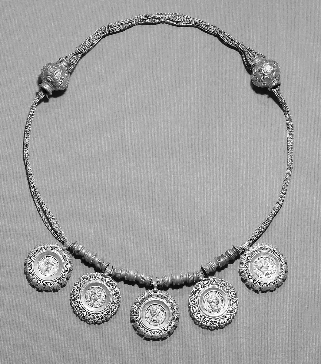 Collar with medallions containing coins of emperors, Gold