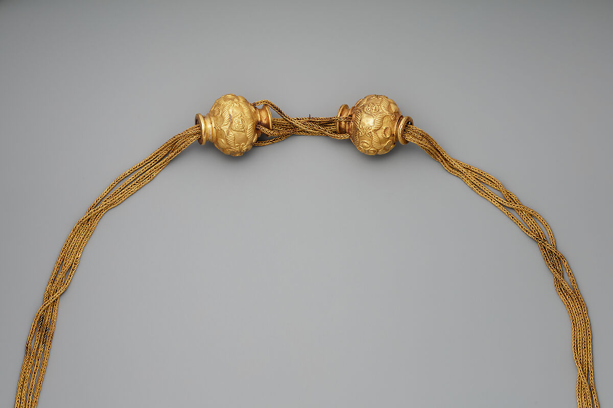 Collar with medallions containing coins of emperors, Gold
