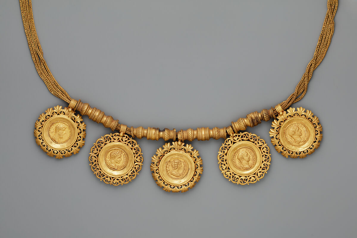 Collar with medallions containing coins of emperors, Gold