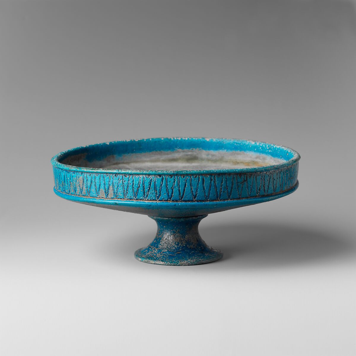 Cup on a Stand with Flower Décor, Faience 