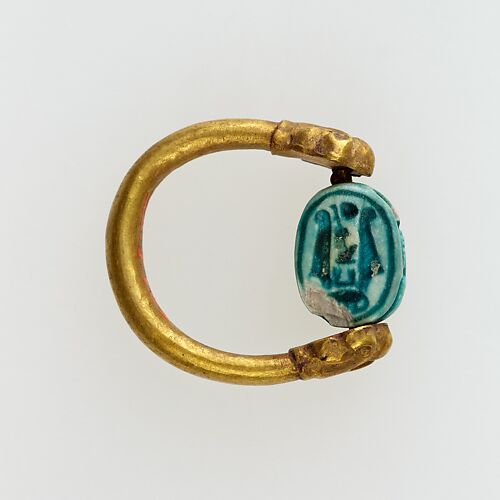 Scarab finger ring inscribed for Hatshepsut (Maatkare)