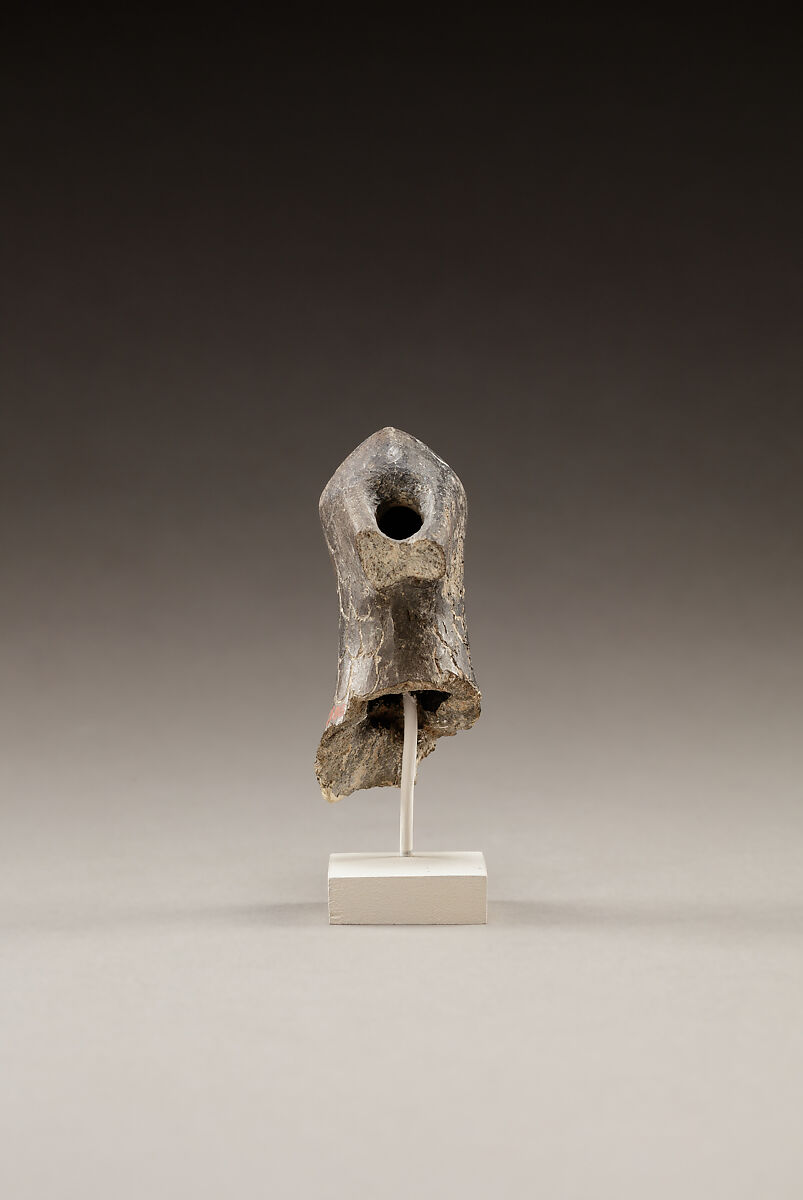 Fragment of a spouted goose-shaped vessel, Tell el-Yahudiya-ware, Pottery
