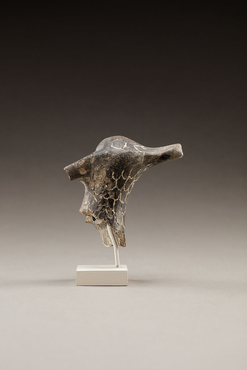 Fragment of a spouted goose-shaped vessel, Tell el-Yahudiya-ware, Pottery 