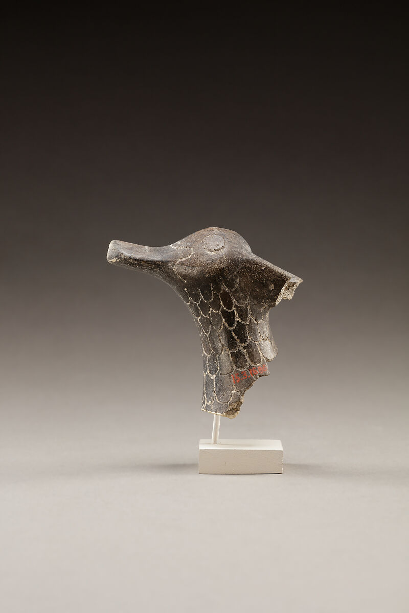 Fragment of a spouted goose-shaped vessel, Tell el-Yahudiya-ware, Pottery