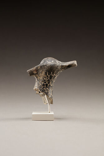 Fragment of a spouted goose-shaped vessel, Tell el-Yahudiya-ware