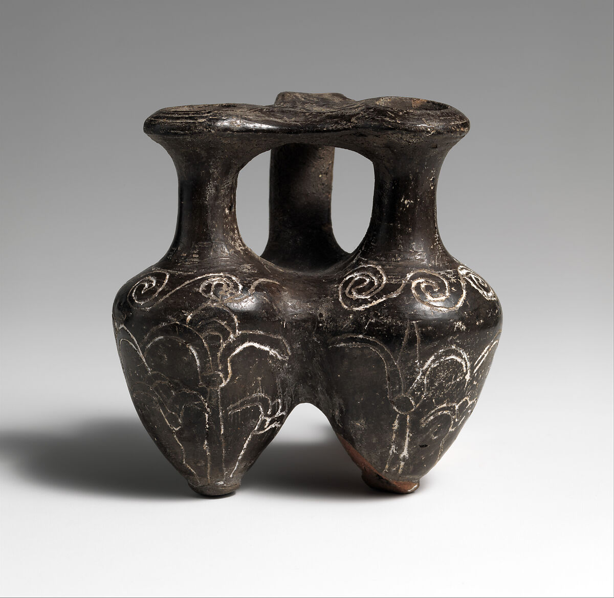 Double "Tell el-Yahudiya" Vase with Incised Lotus Flowers, probably manufactured in Egypt, Pottery, smoke blackening, white gypsum 