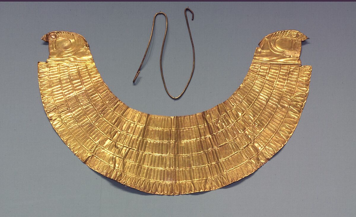 Broad Collar with Falcon-Head Terminals, Gold sheet 