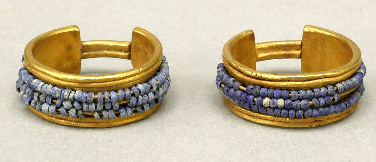 Beaded Penannular Earring, Gold, lapis-lazuli 