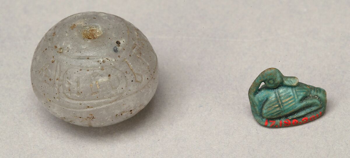 Design amulet in the form of a duck, Glazed steatite