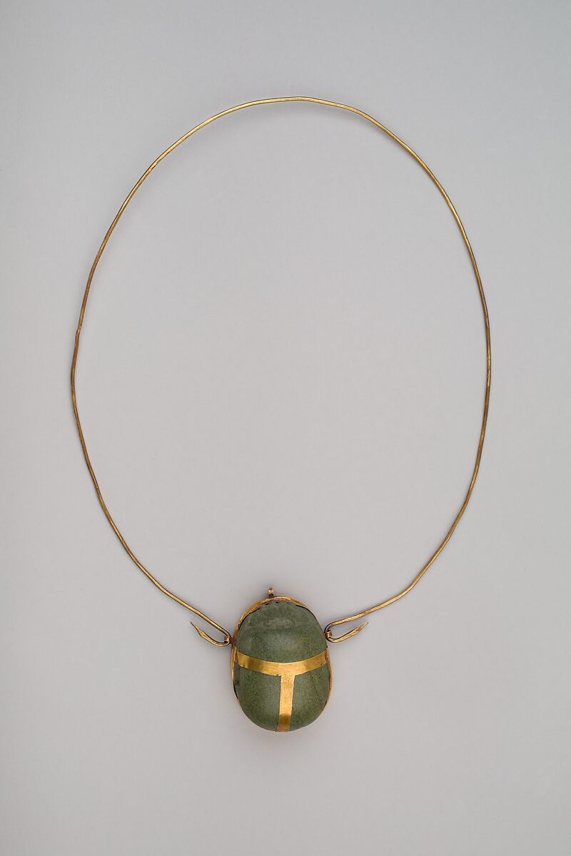 Heart Scarab of Maruta, Gold, greenschist 