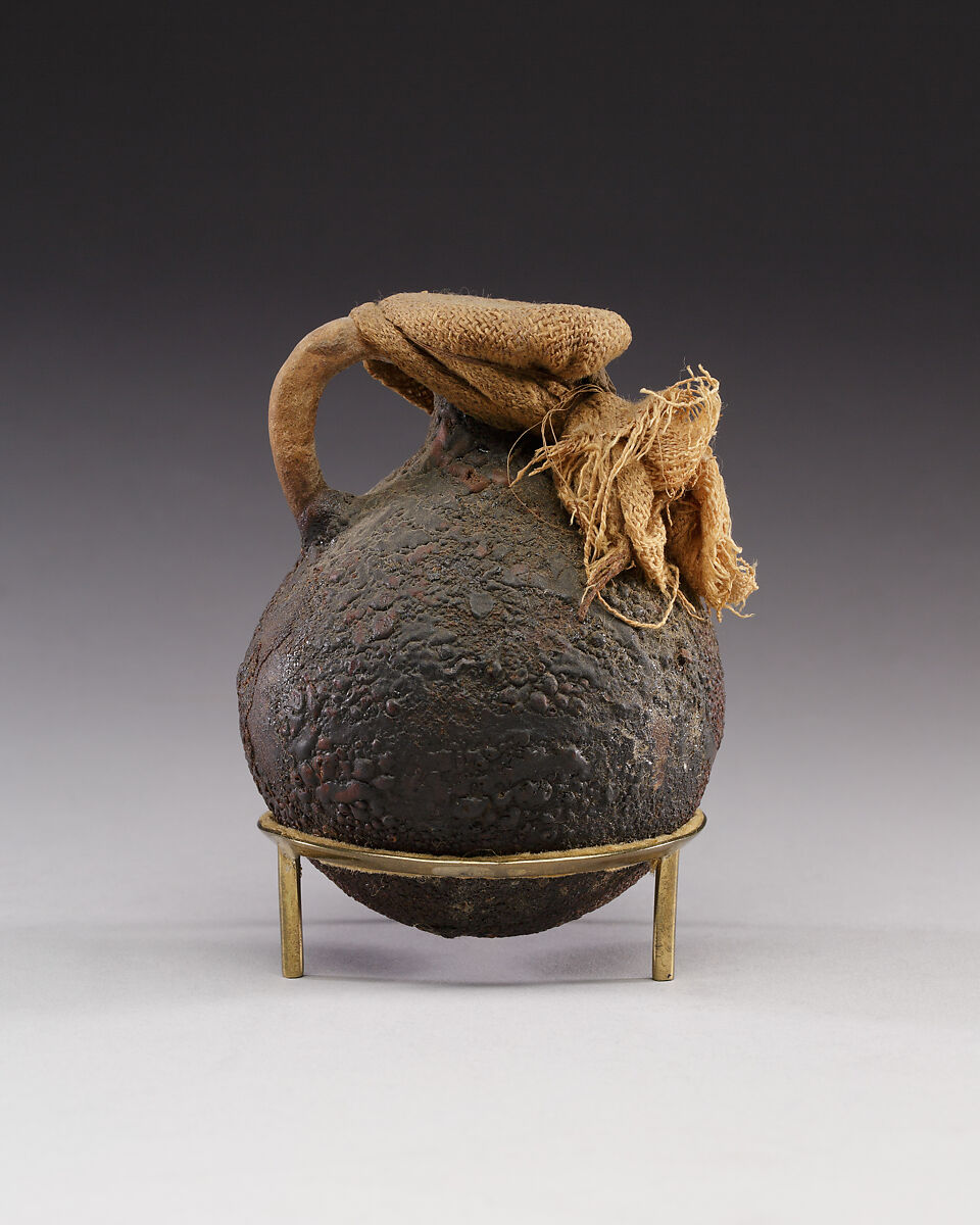 Small Jug sealed with Cloth, Pottery, linen, mud 