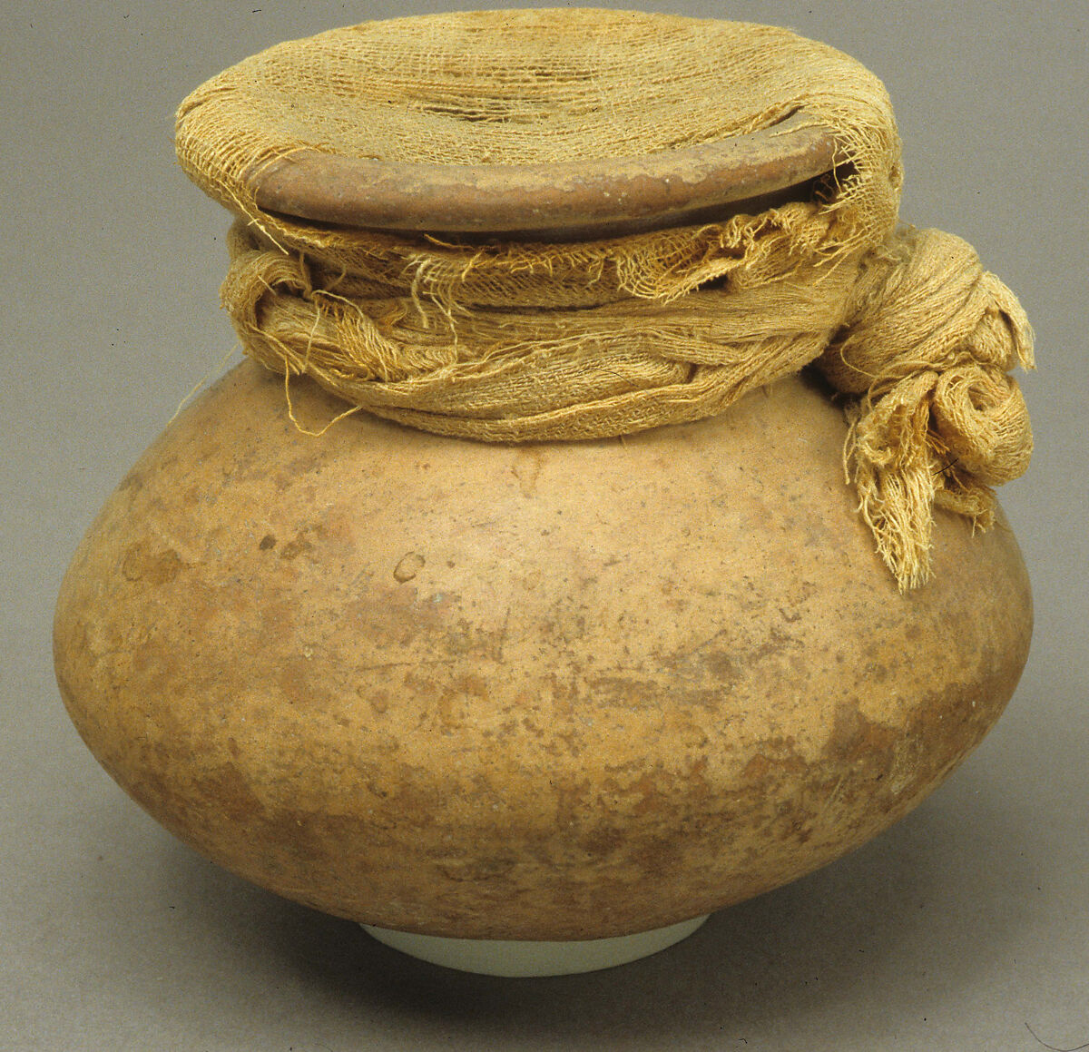 Cosmetic Jar Sealed with Linen, Pottery, linen