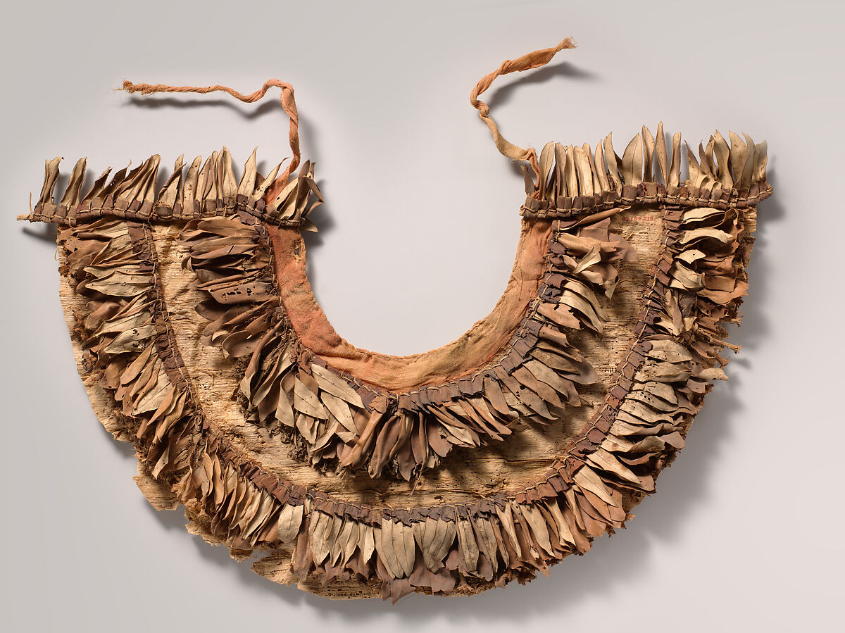 Floral collar from Tutankhamun's Embalming Cache, Papyrus, olive leaves, cornflowers, linen 