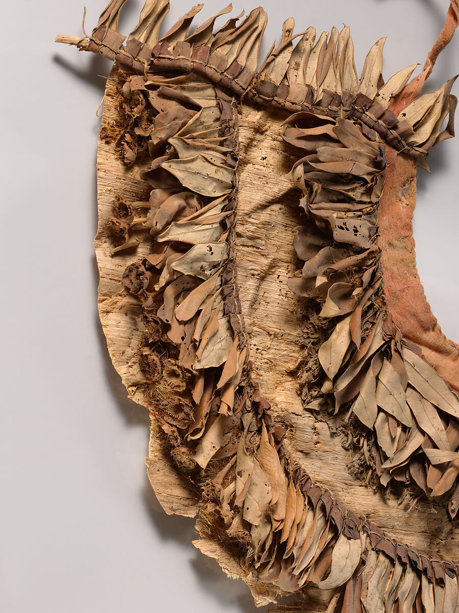 Floral collar from Tutankhamun's Embalming Cache, Papyrus, olive leaves, cornflowers, linen