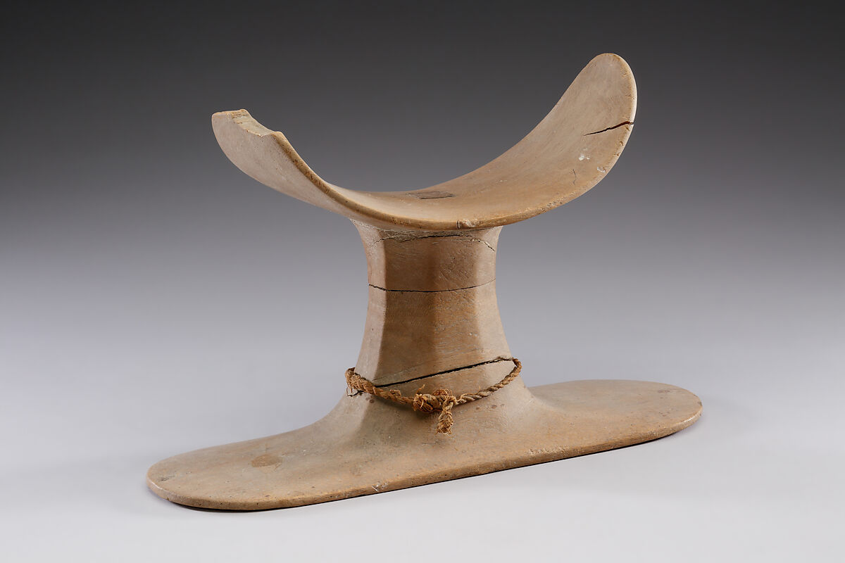 Headrest of Harmose, Wood, linen