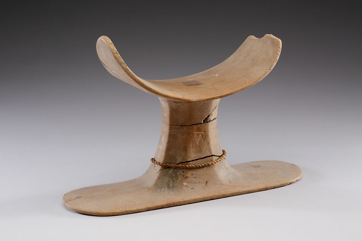 Headrest of Harmose, Wood, linen