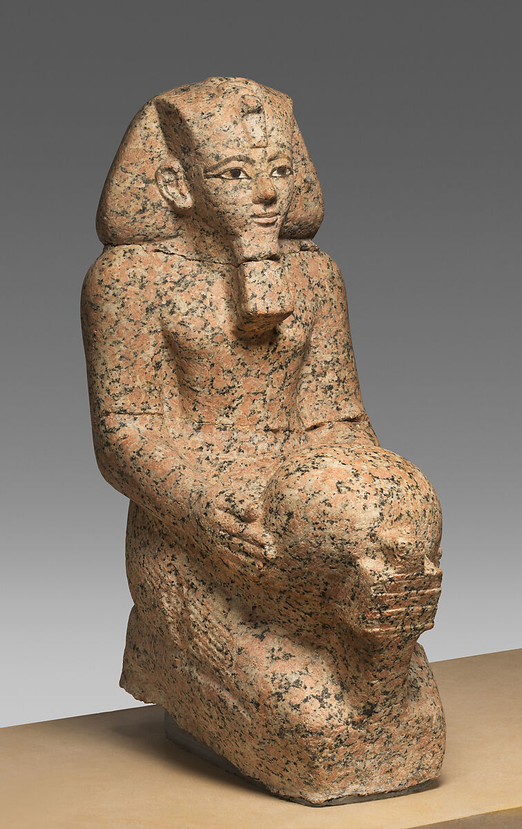 Kneeling statue of Hatshepsut, Granite, paint